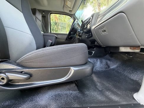 Used 2008 Ford Ranger XL AWD/4WD image 13