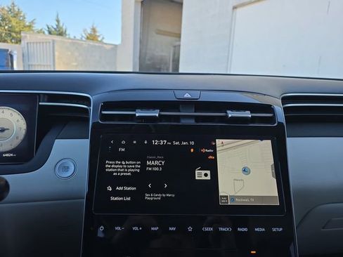 Used 2023 Hyundai Tucson Limited image 8