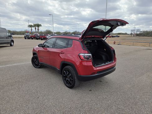 New 2026 Jeep Compass Latitude AWD/4WD image 24