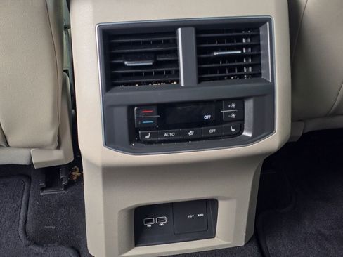 Used 2019 Volkswagen Atlas SEL Premium AWD/4WD image 22