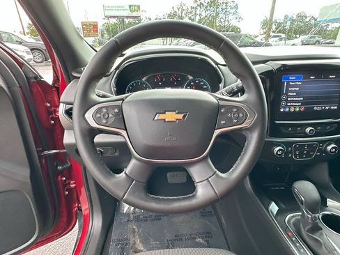 Certified 2023 Chevrolet Traverse LT FWD image 11