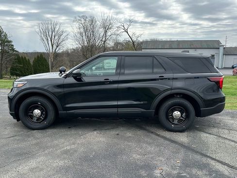 New 2025 Ford Explorer 4WD Police Interceptor image 2