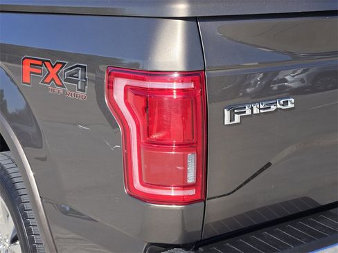 Used 2016 Ford F150 Lariat w/ Equipment Group 502A Luxury image 6