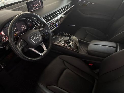 Used 2019 Audi Q7 3.0T Premium Plus w/ Premium Plus Package AWD/4WD image 11