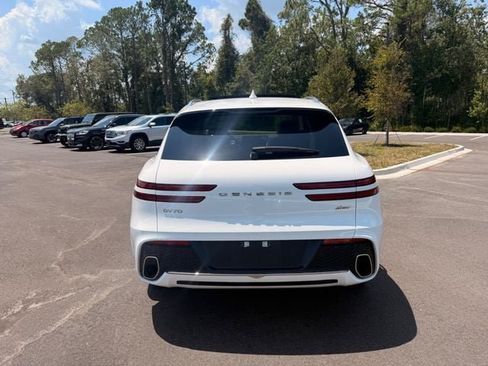 Used 2023 Genesis GV70 2.5T w/ Select Package AWD/4WD image 17