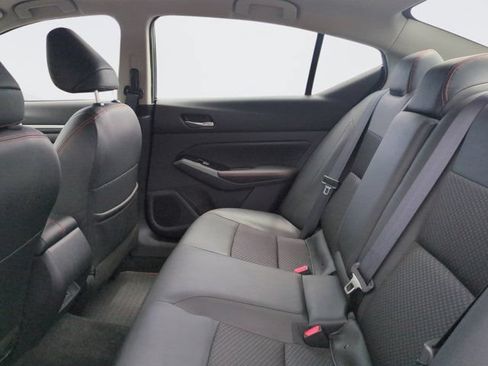 Used 2024 Nissan Altima 2.5 SR AWD/4WD image 16