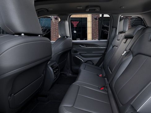 New 2026 Jeep Grand Cherokee Limited AWD/4WD image 23