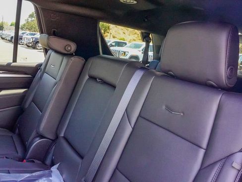New 2026 Cadillac Escalade 4WD image 10