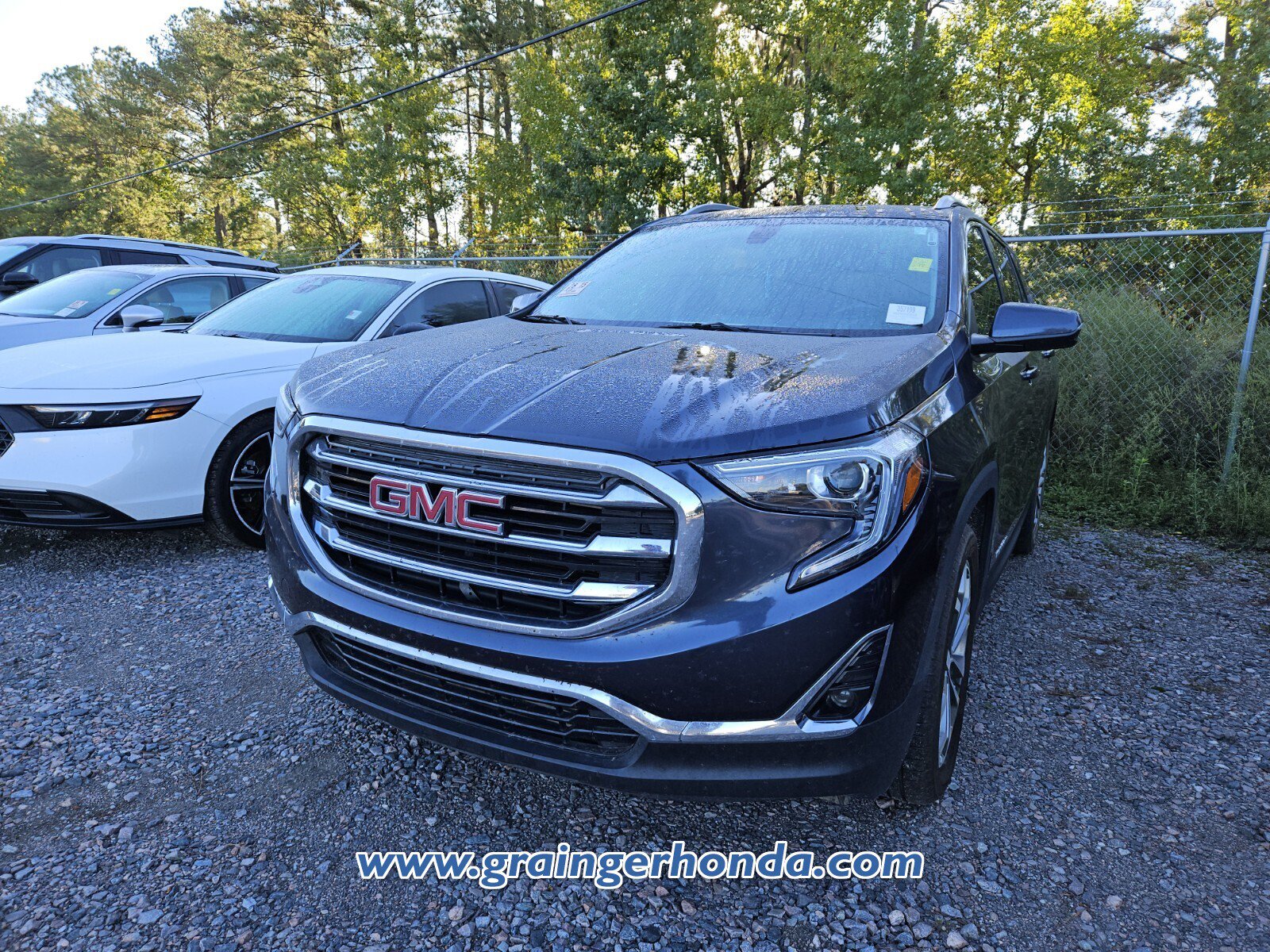 Used 2018 GMC Terrain SLT FWD image 2