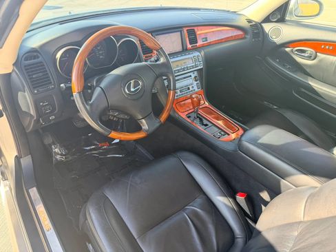 Used 2002 Lexus SC 430 Convertible RWD image 11