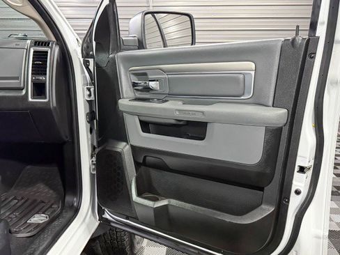 Used 2019 RAM 1500 Classic SLT w/ Protection Group image 33