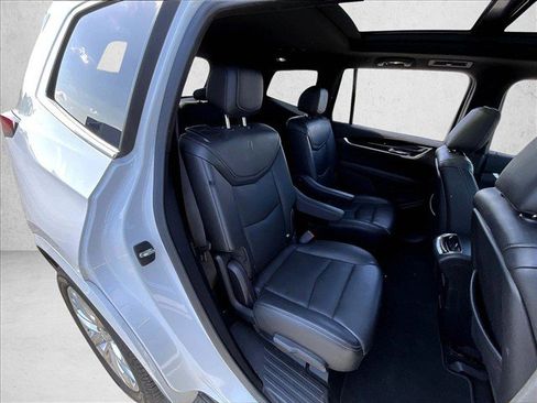 Used 2020 Cadillac XT6 Premium Luxury FWD image 27