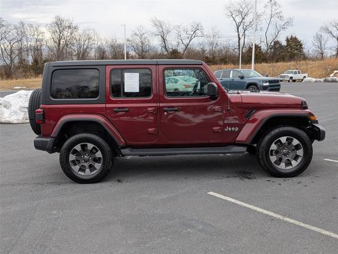 Certified 2021 Jeep Wrangler Unlimited Sahara AWD/4WD image 4