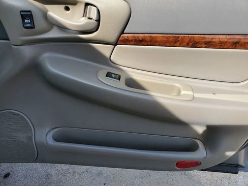 Used 2004 Chevrolet Impala image 34