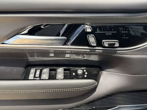 New 2026 Jeep Grand Wagoneer Summit AWD/4WD image 21