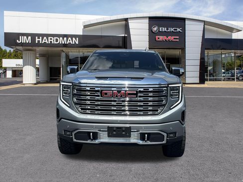 Used 2025 GMC Sierra 1500 Denali w/ Denali Reserve Package AWD/4WD image 2
