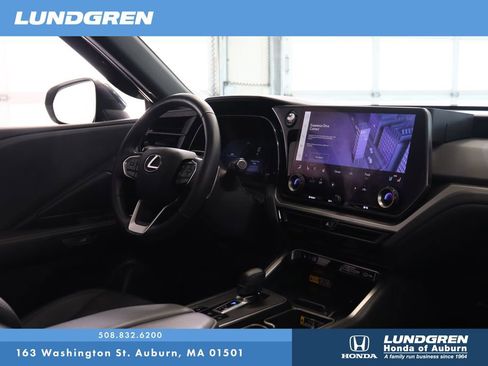 Used 2024 Lexus TX 350 AWD w/ Captains Chair Package image 17