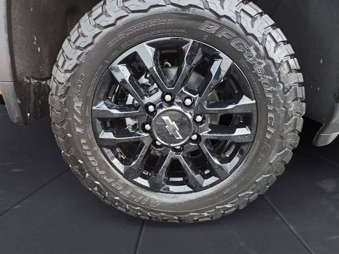 New 2026 Chevrolet Silverado 2500 LT w/ Trail Boss Package AWD/4WD image 9