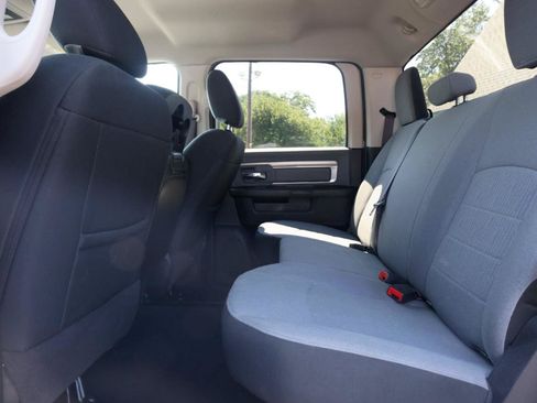 Used 2021 RAM 1500 Classic SLT AWD/4WD image 15
