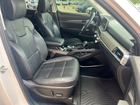 Used 2022 Kia Telluride EX w/ EX Premium Package FWD image 8