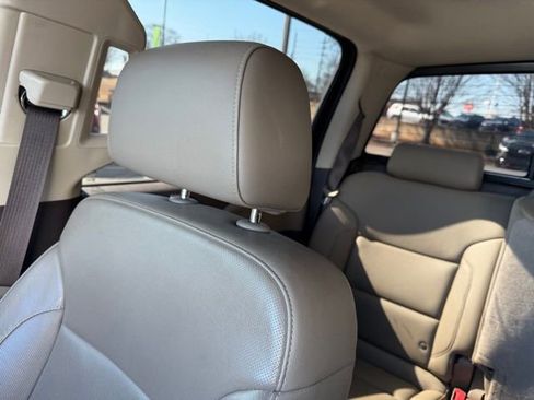 Used 2018 GMC Sierra 1500 SLT image 18