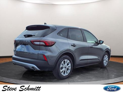 Used 2025 Ford Escape Active w/ Cold Weather Package image 28