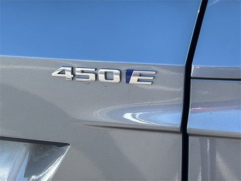 Used 2024 Cadillac Lyriq Sport image 13