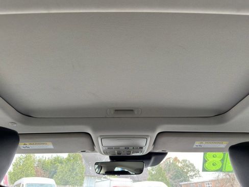 Used 2018 Honda Accord Touring image 35