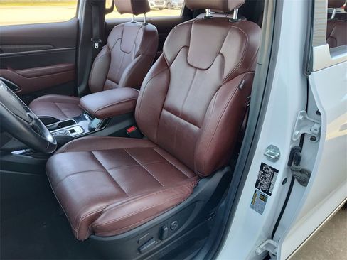 Used 2024 Kia Telluride SX image 24