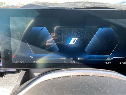 Used 2025 BMW i5 eDrive40 w/ Premium Package AWD/4WD image 22