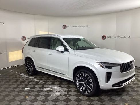 New 2026 Volvo XC90 T8 Ultra w/ Protection Package Premier image 3