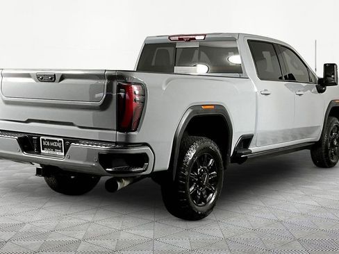 Used 2024 GMC Sierra 2500 AT4 w/ AT4 Premium Plus Package AWD/4WD image 6