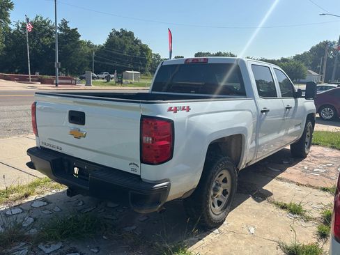 Used 2018 Chevrolet Silverado 1500 W/T w/ Trailering Package AWD/4WD image 4