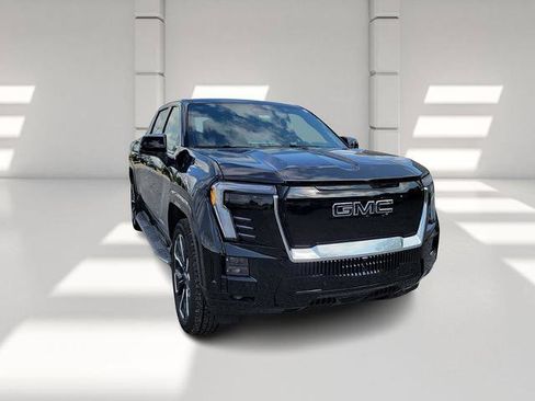 New 2025 GMC Sierra EV Denali image 3