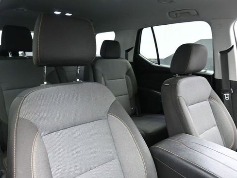 Used 2020 Chevrolet Traverse LT w/ Driver Confidence II Package image 28