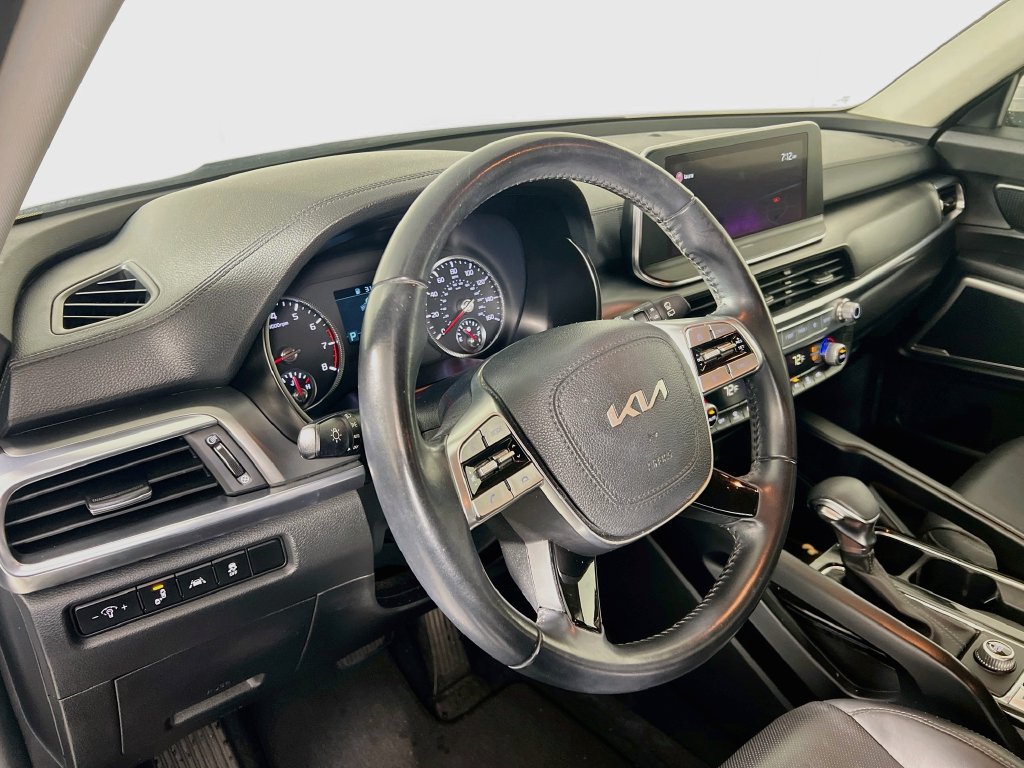 Certified 2022 Kia Telluride LX FWD image 7