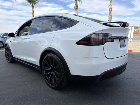 Used 2023 Tesla Model X image 5