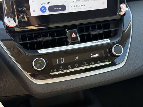 Used 2024 Toyota Corolla LE image 22