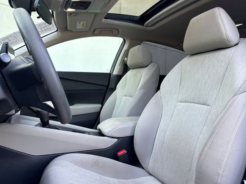 Used 2023 Honda Accord EX image 5