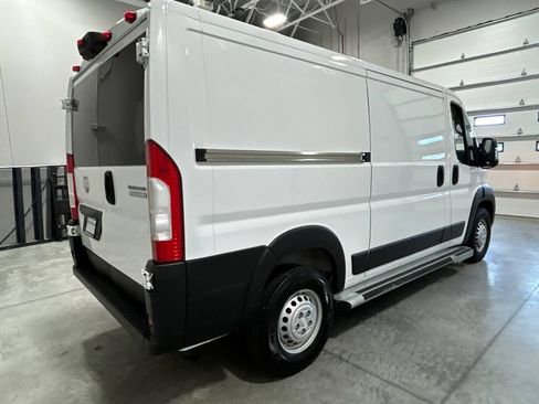 Used 2025 RAM ProMaster 2500 w/ U-Haul Equipment Group FWD image 6