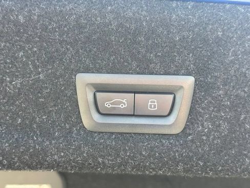 Certified 2026 BMW 330i xDrive Sedan AWD/4WD image 35