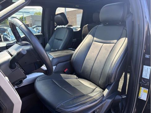 Used 2020 Ford F150 Lariat image 23