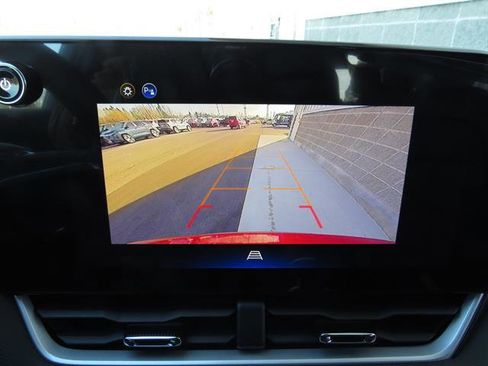 New 2026 Chevrolet Equinox LT w/ Convenience Package II image 21