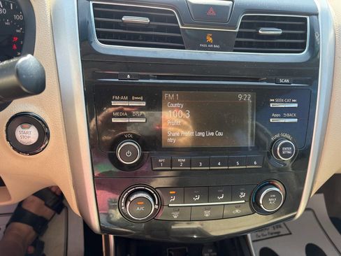 Used 2014 Nissan Altima 2.5 S w/ Display Audio Package image 27