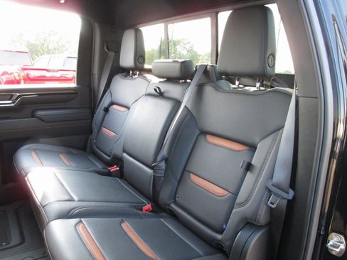 Certified 2024 GMC Sierra 2500 AT4 w/ AT4 Premium Plus Package image 21