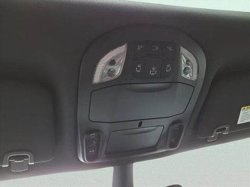 New 2026 Chrysler Pacifica Select image 26