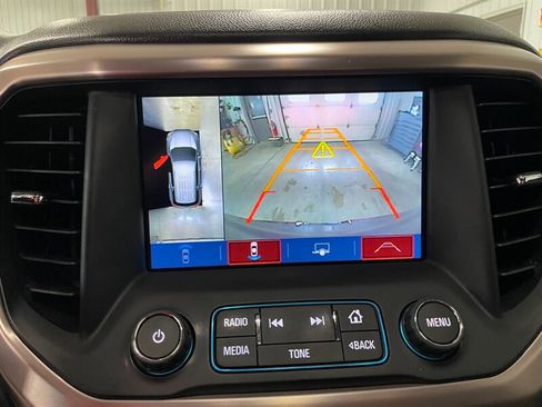 Used 2017 GMC Acadia Denali w/ Technology Package image 14