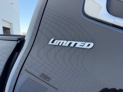 Used 2023 Toyota Tundra Limited w/ TRD Off-Road Package AWD/4WD image 10