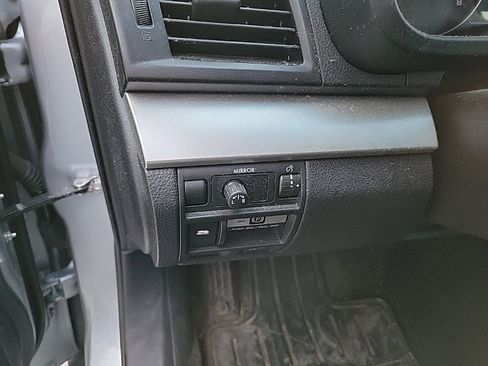 Used 2013 Subaru Outback 2.5i Premium image 8