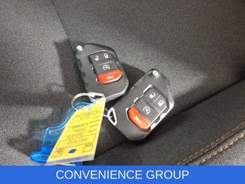 Used 2025 Jeep Wrangler Unlimited Sport AWD/4WD image 12